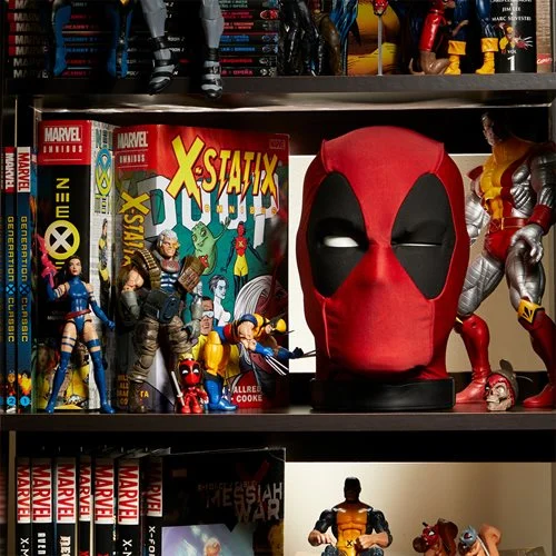Marvel Legends Interactive Electronic Deadpool's Head Marvel Legends Interactive Electronic Deadpool's Head